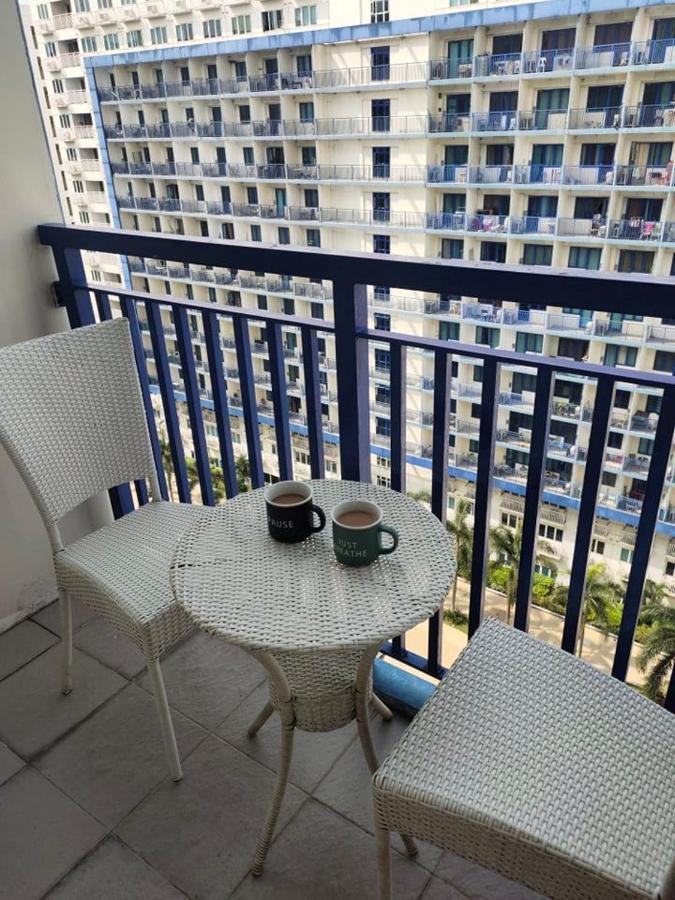 Bliss Staycation At Sea Residences By John Manila Exteriör bild