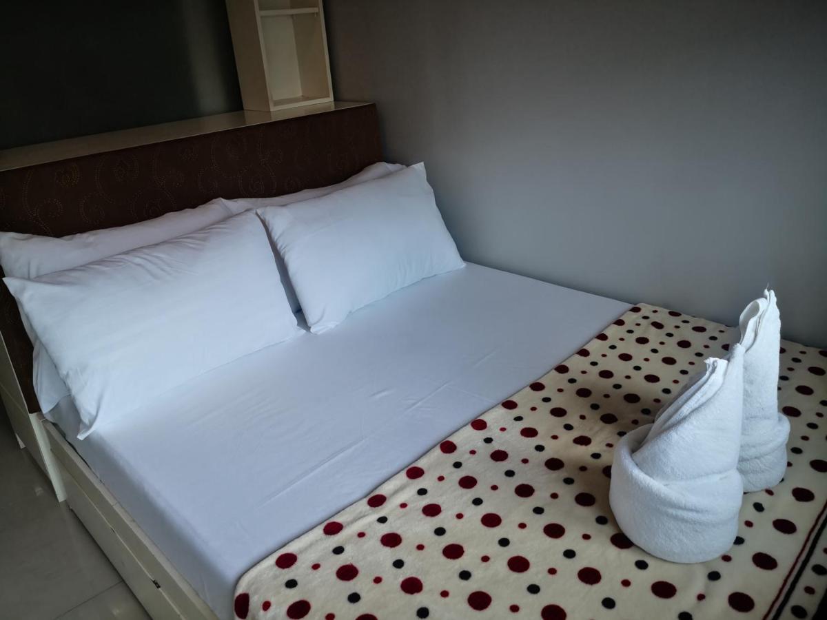 Bliss Staycation At Sea Residences By John Manila Exteriör bild
